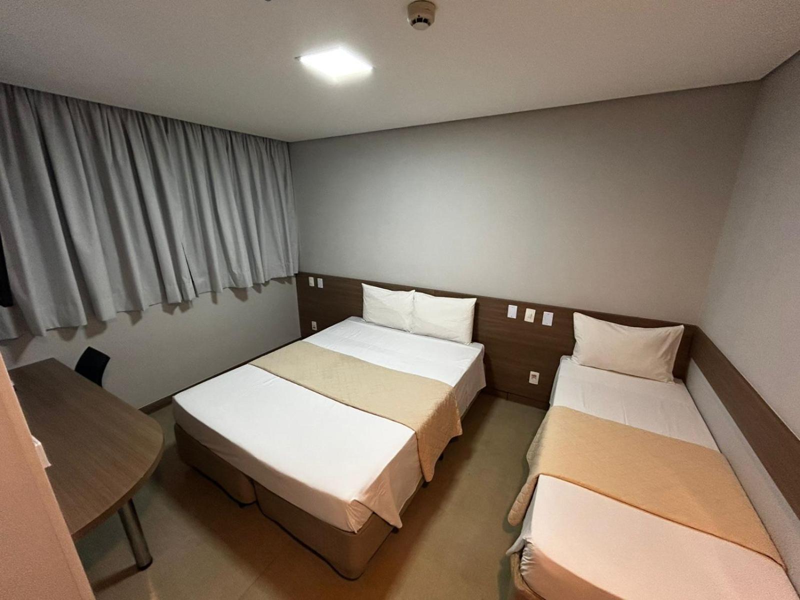 Total Hotel — Photos 1